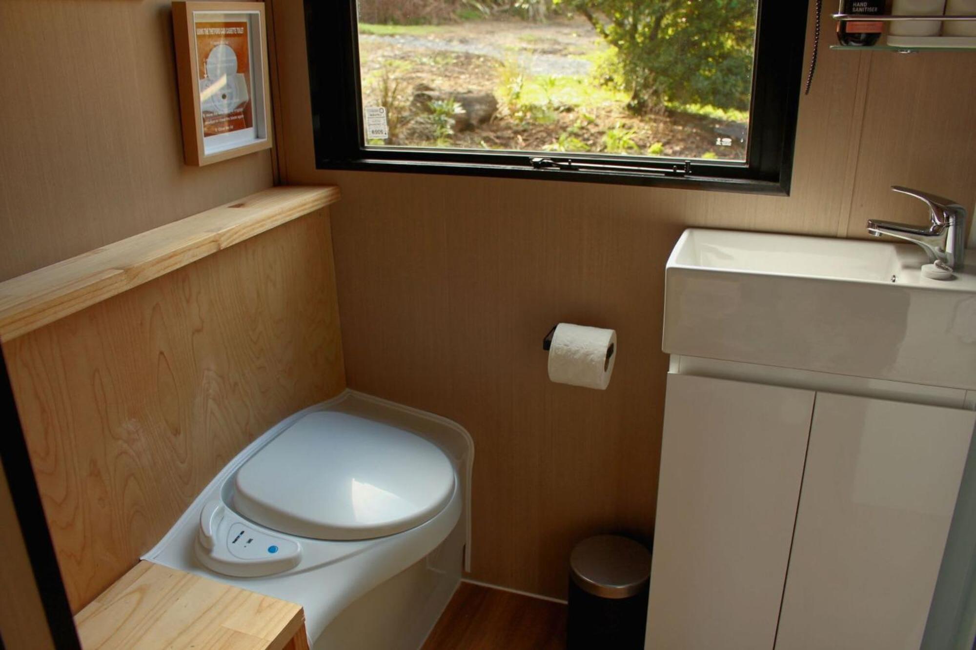 Villa Tranquility Tiny House By Tiny Away Owaka Exterior foto